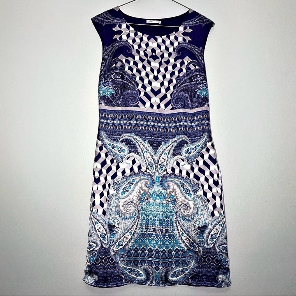 Elegant Blue Patterned Dress